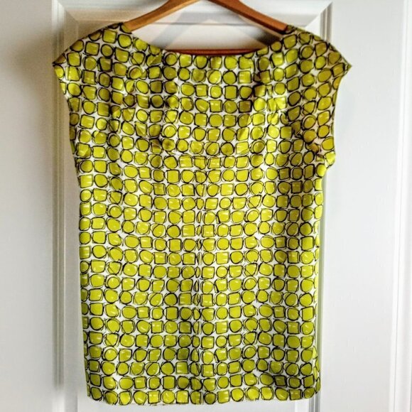 Nine West Lime Green Silk Pleat V-Neck Top - Picture 2 of 4